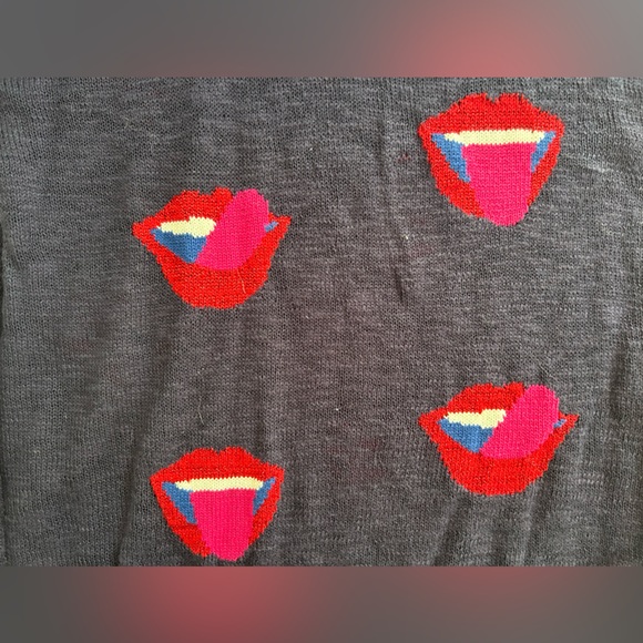 Wildfox Lippy Laura Sweater - Picture 5 of 7